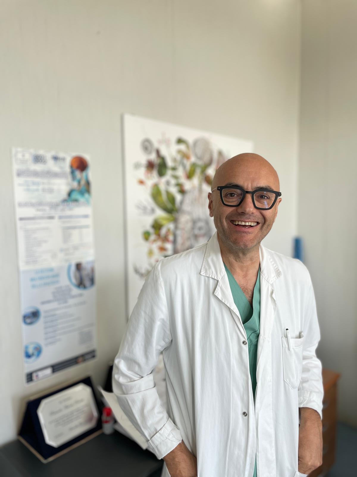 Dott. Riccardo Antonio Ricciuti in ambiente clinico
